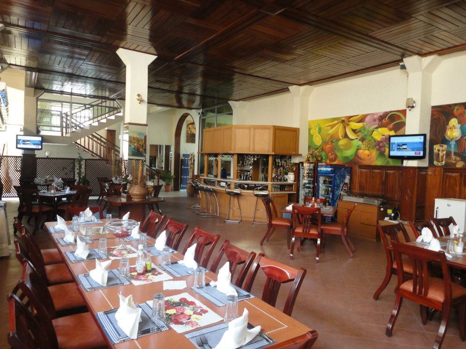 Airport View Hotel - 7