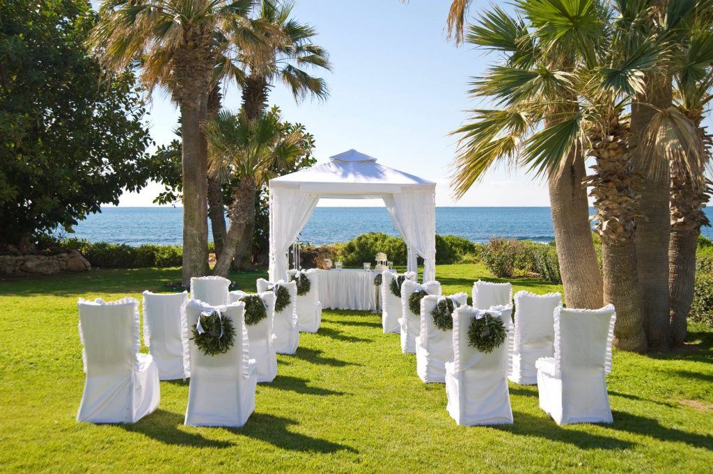 The Louis Imperial Beach - 2