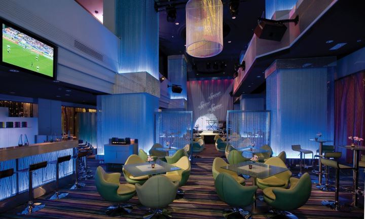 Regal Riverside Hotel - 7