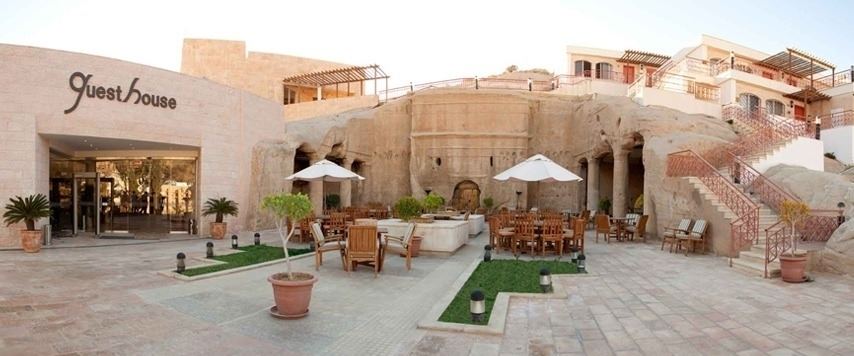Petra Guesthouse - 1