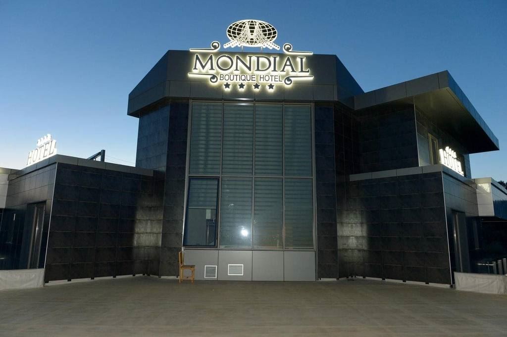 Mondial Boutique Hotel - 1