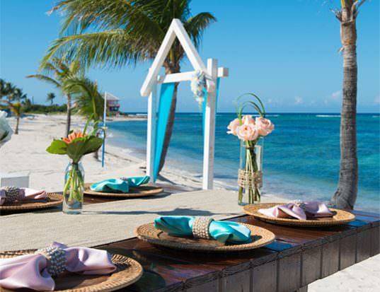 Wyndham Reef Resort Grand Cayman - 2