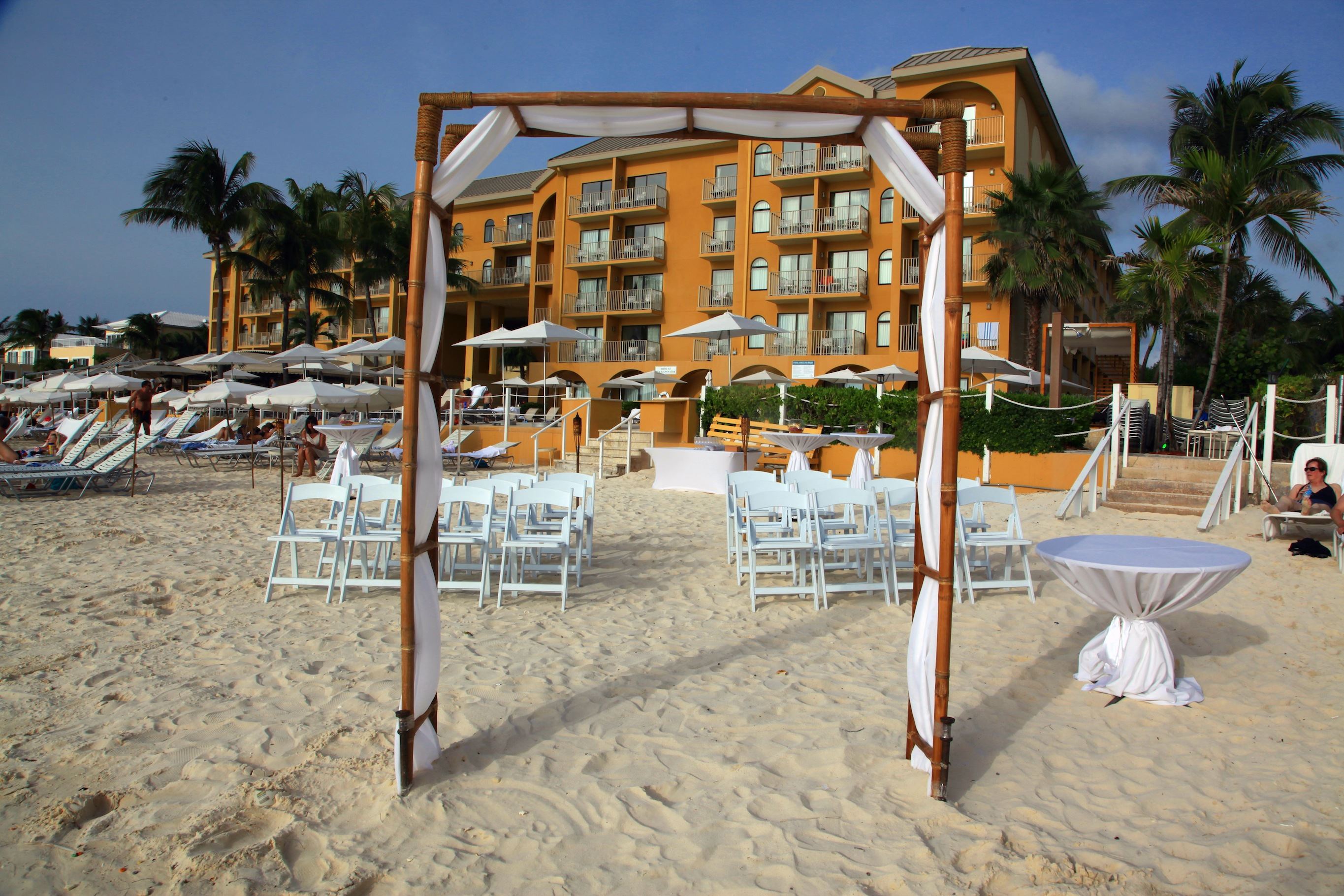 Grand Cayman Marriott Beach Resort - 3