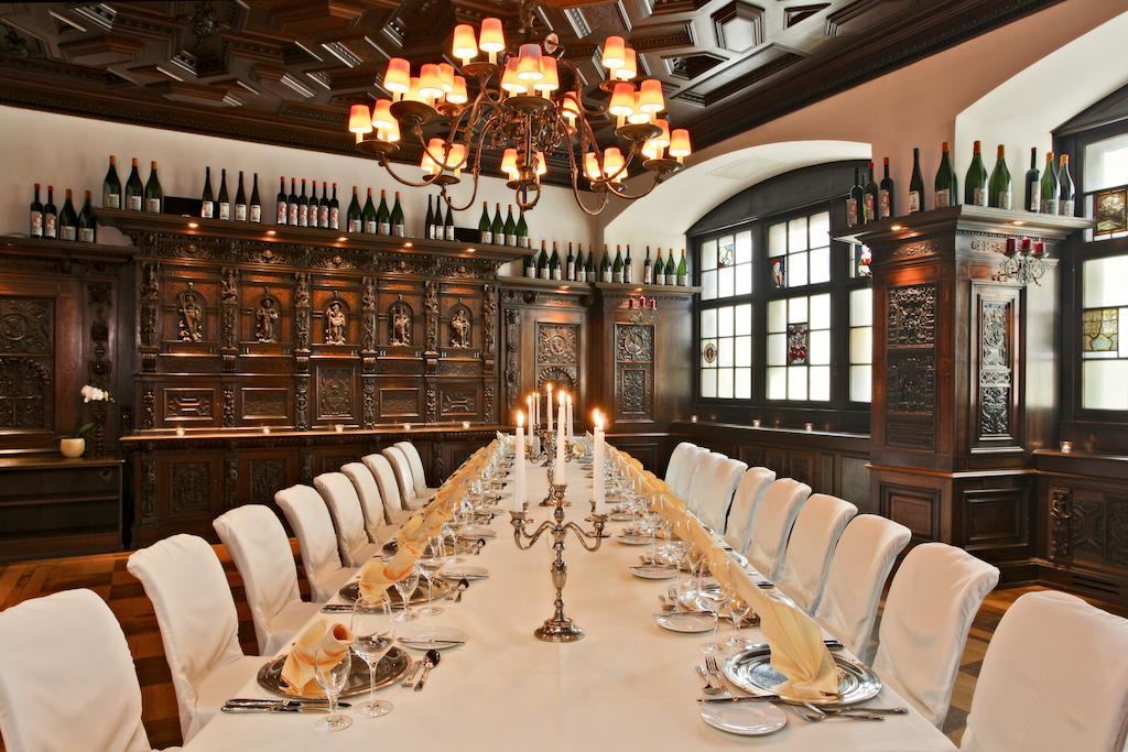 Radisson Blu Schwarzer Bock Hotel - 3