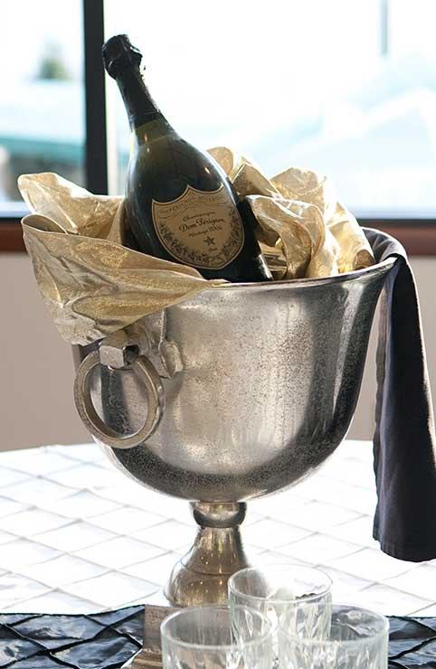 Queen's Landing Lake Cruises - 7