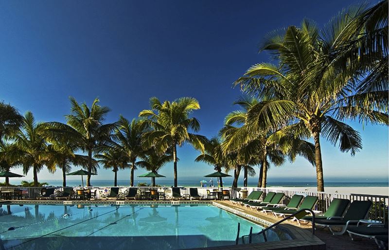 Grand Plaza Beachfront Hotel - 5