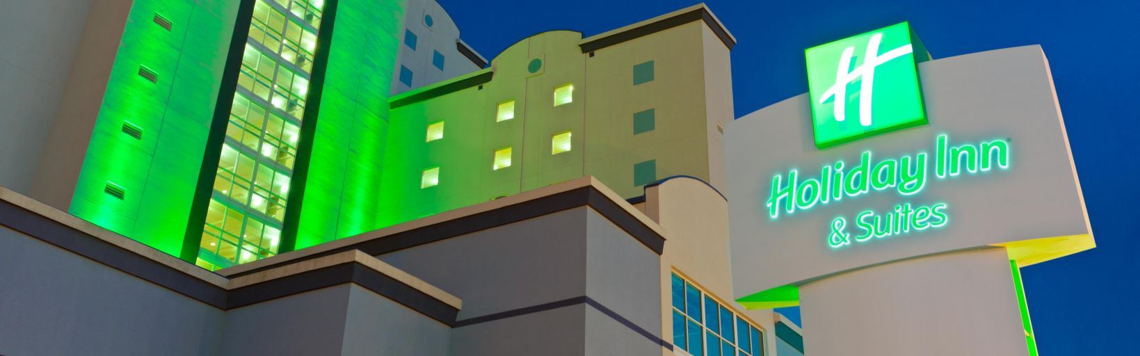 Holiday Inn Hotel and Suites,  Ocean - 1