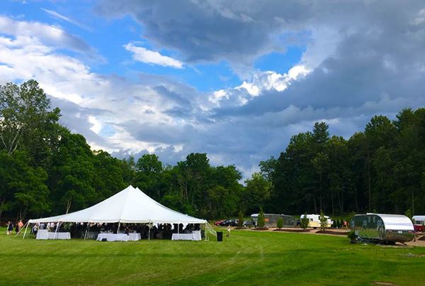 JuneBug Retro Resort - 5