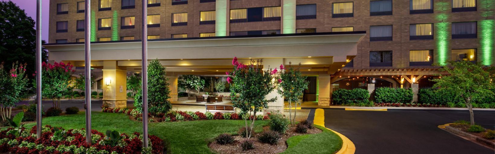Holiday Inn Charlotte University - 7