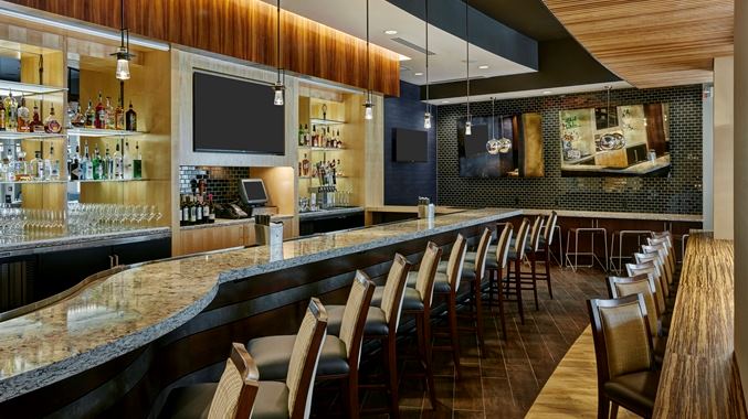 Double Tree by Hilton Hotel Charlotte - 6