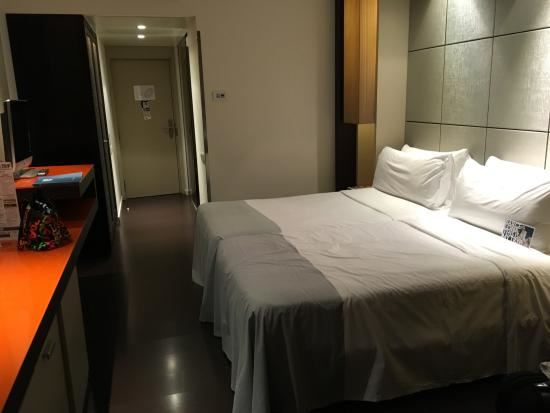 TRYP Barcelona Condal Mar Hotel - 7