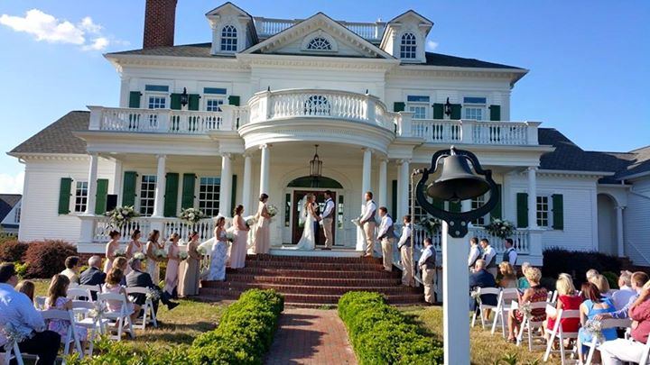 Moore's Spring Manor - 3