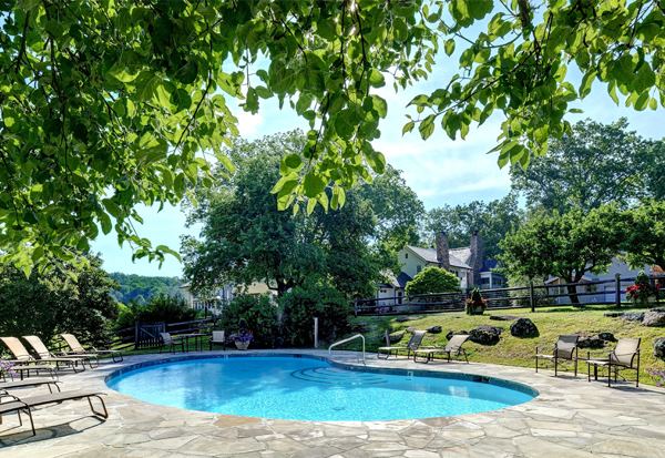 The Inn at Half Mile Farm - 3