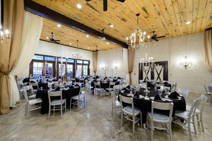 The French Market and Tavern - 5