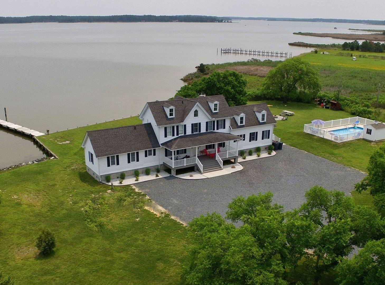 Swan Cover Manor - 6