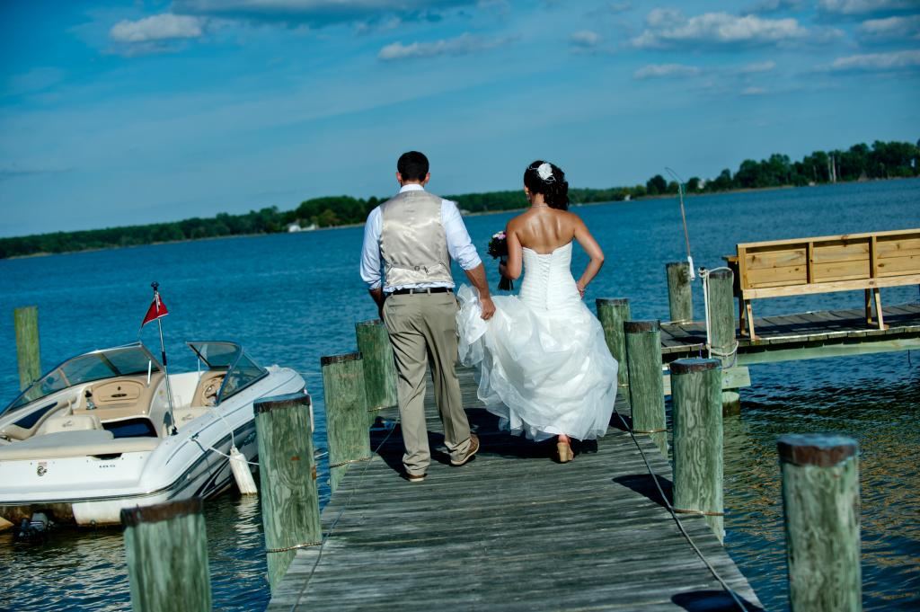 Swan Cover Manor - 1