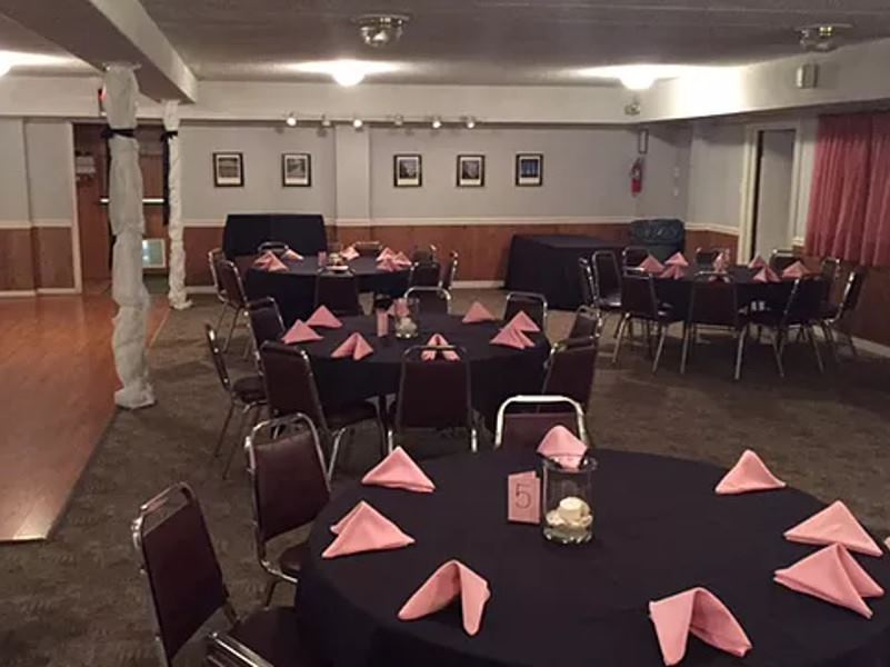 Rosensteel Cathering and Ballroom - 6