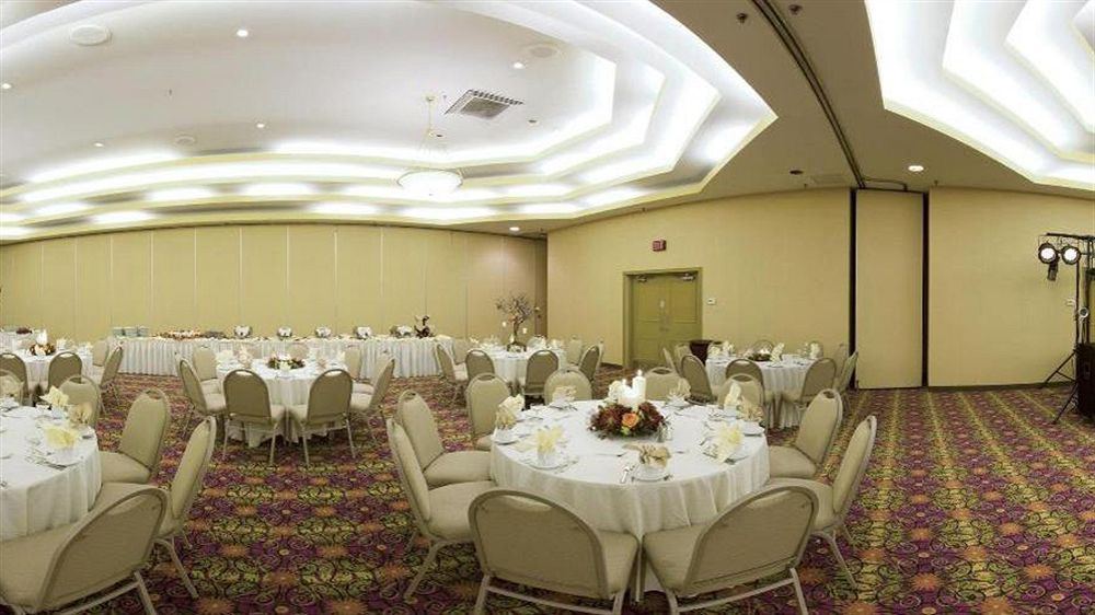 The Center at Holiday Inn Lehigh Valley - 2