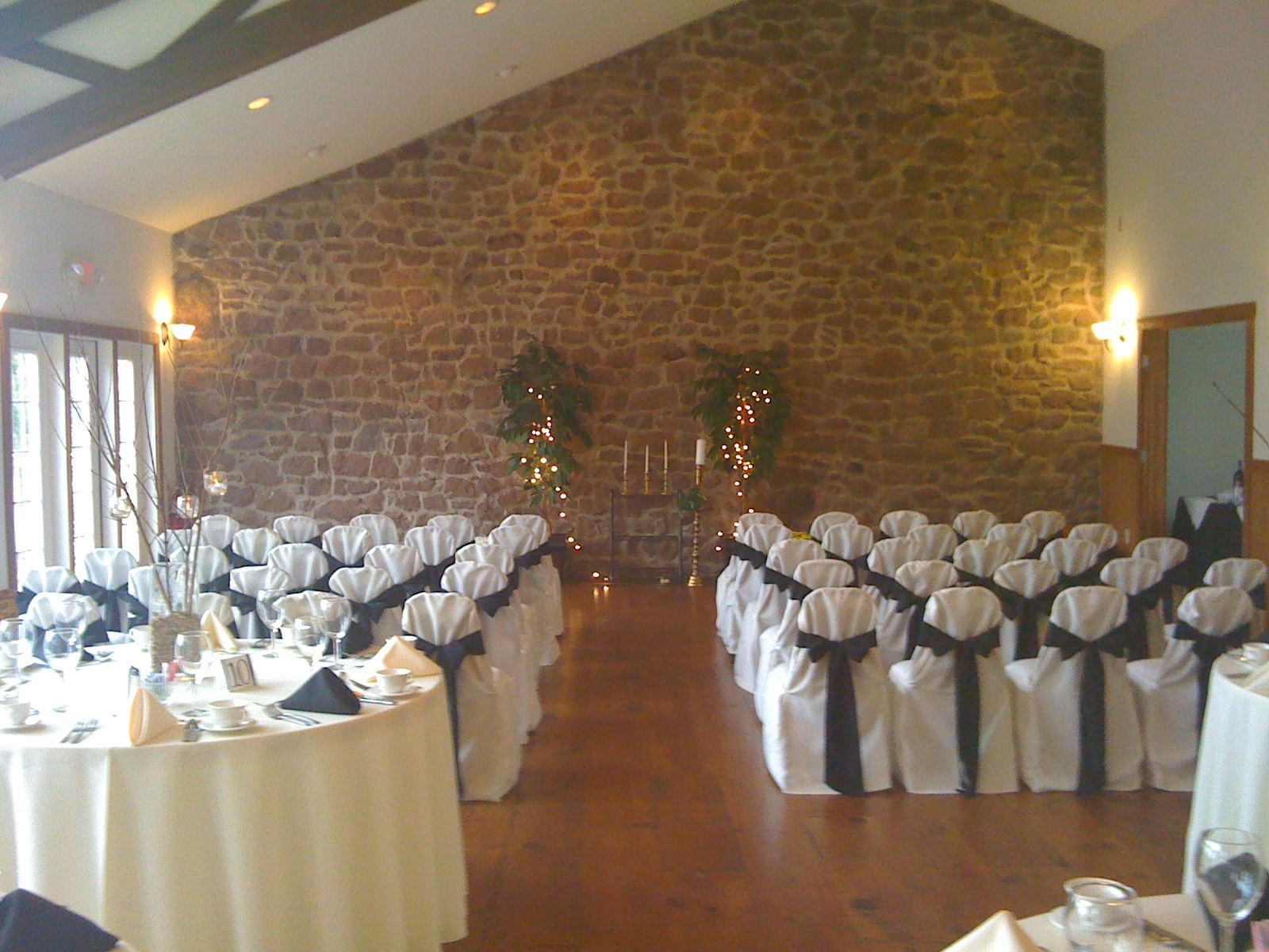 The Barn at Flying Hills - 4