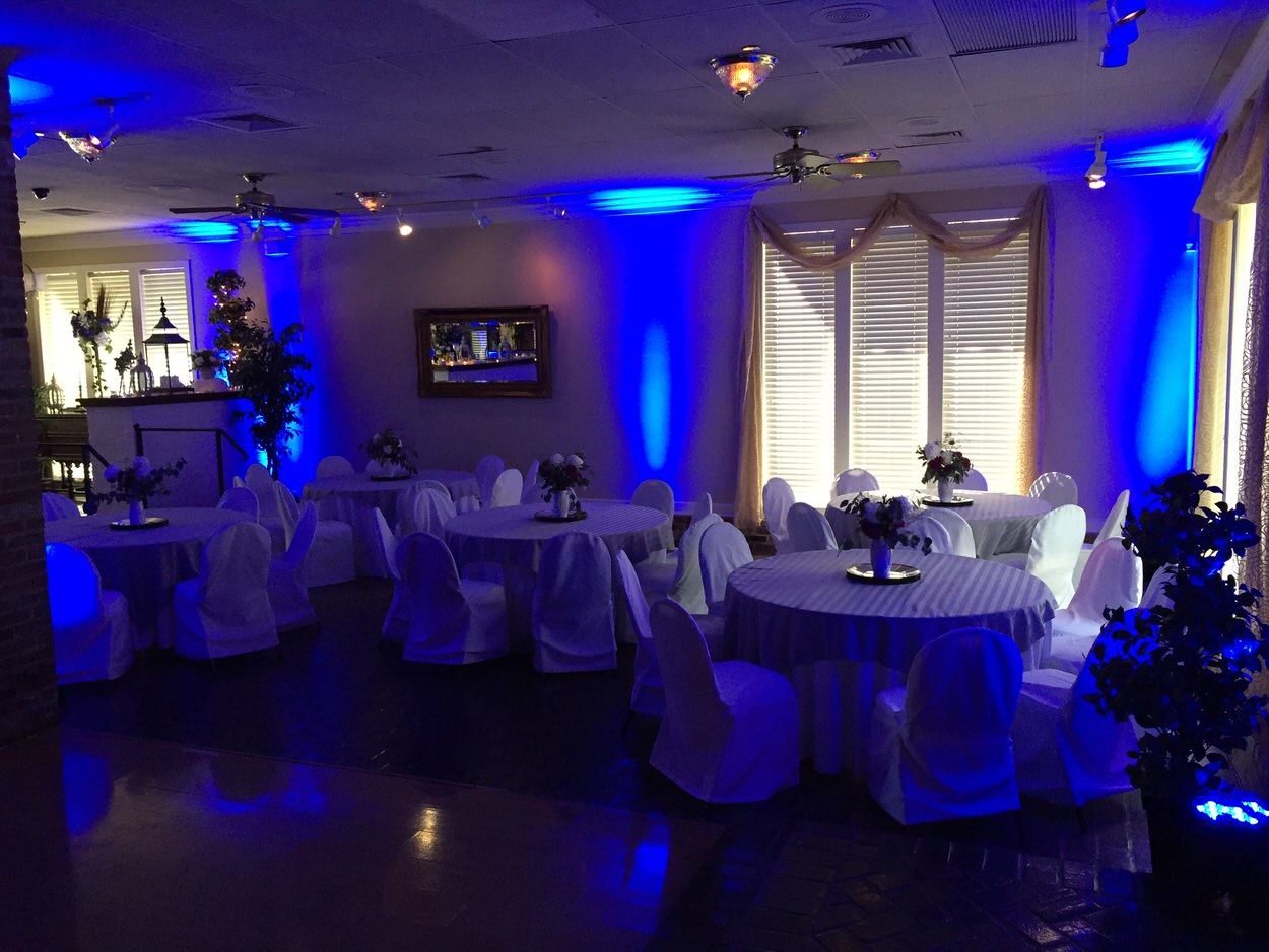 Oak Lodge Reception and Conference Center - 6