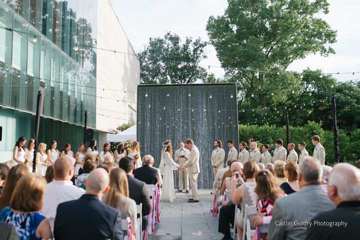 Paul and Lulu Hillard University Art Museum - 6