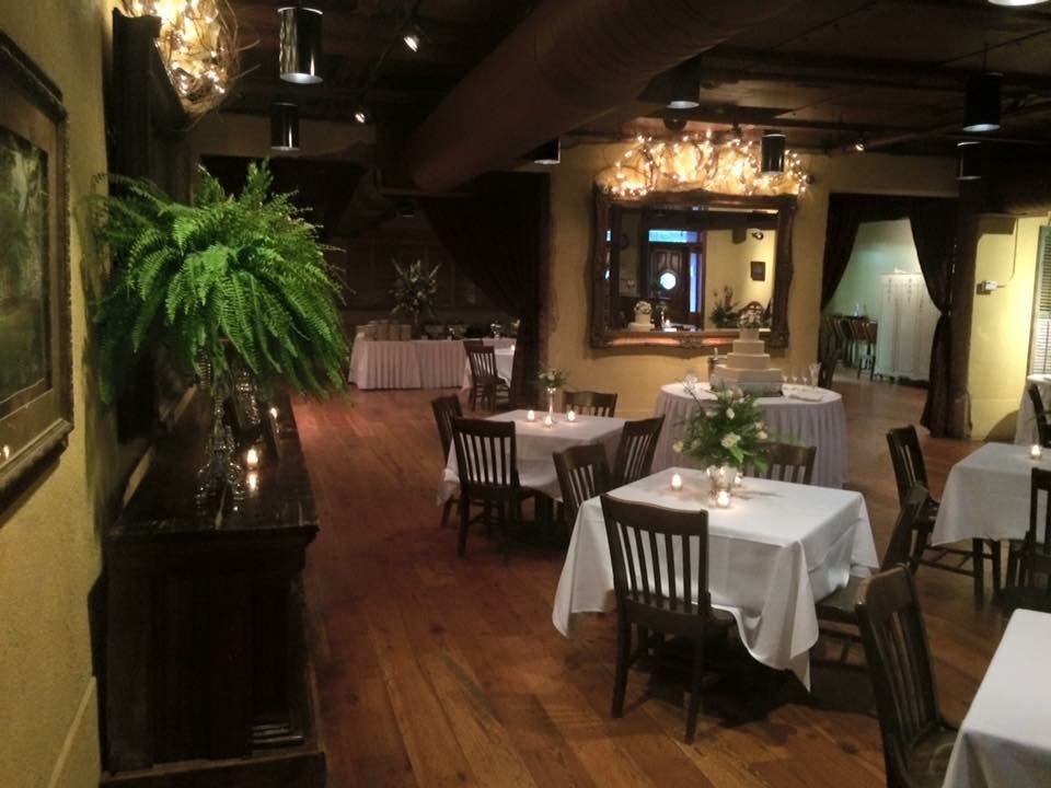 The Glass Room at Buck and Johnnys - 5