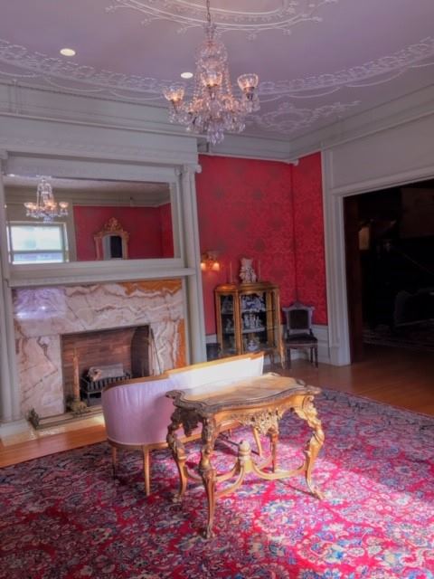 The Watson-Curtze Mansion - 5