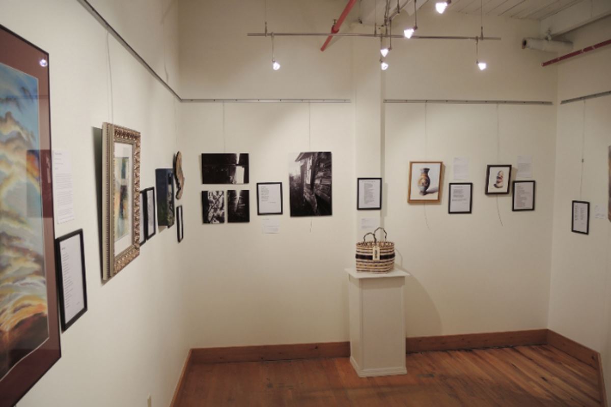 Walk in Art Center - 4