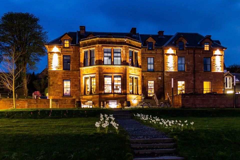 The Douglas Hotel - 4