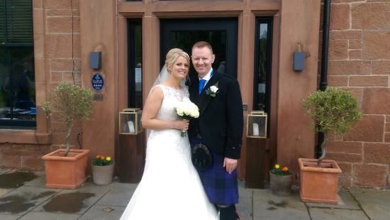 The Douglas Hotel - 5