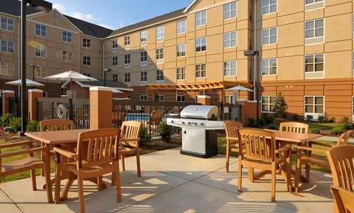 Hilton Greenville - 5