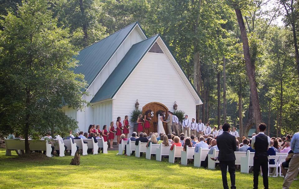 Lazy G Wedding Chapel and Cabin Rentals - 4