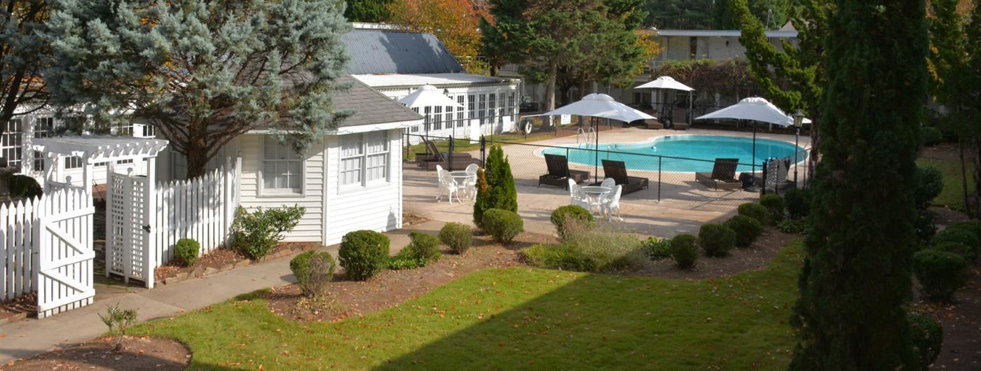 The Phoenix Greenville's Inn - 7