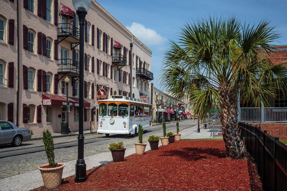 Olde Harbour Inn - 6