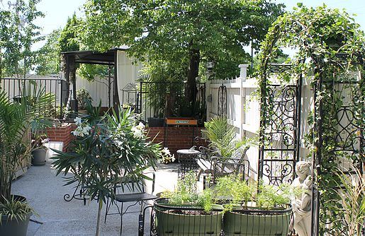 Stanley House Mansion - 3