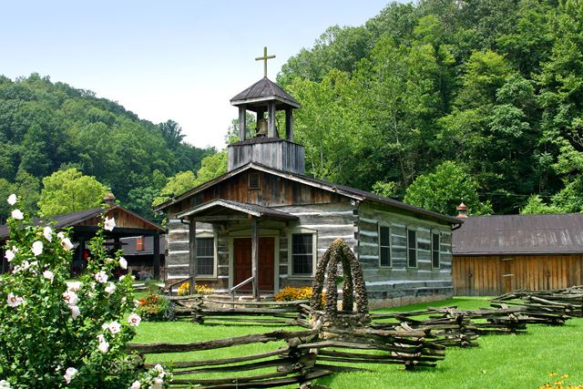 Heritage Farm Museum and Village - 1