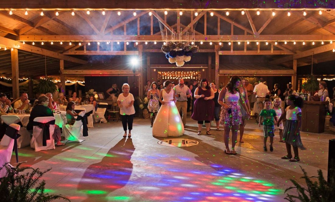 Peaceful Oaks Bed Breakfast and Barn - 6