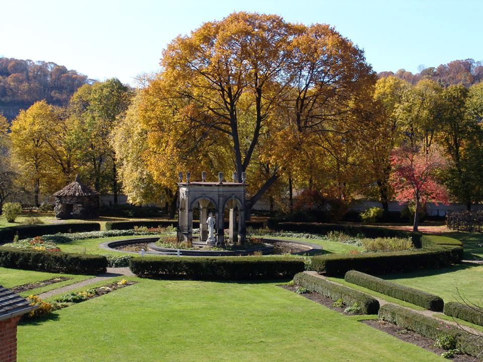 Old Economy Village - 2