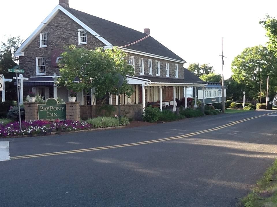 Bay Pony Inn - 1