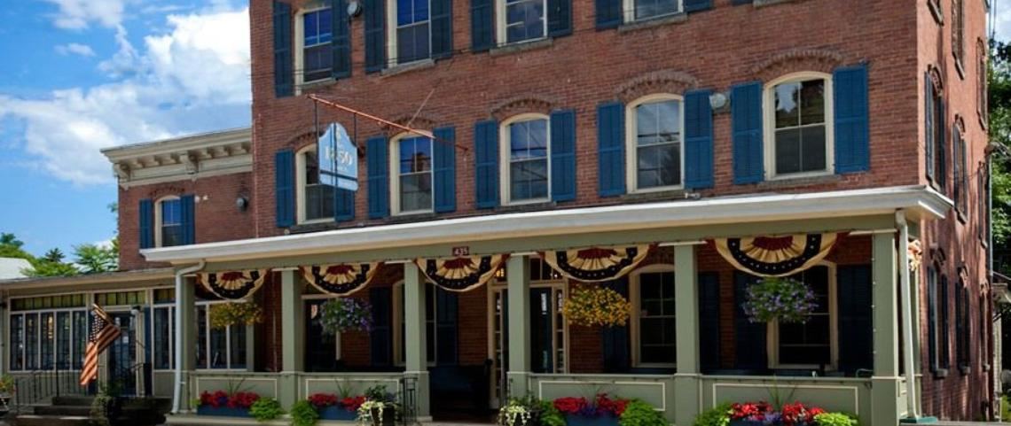 The 1850 House Inn and Tavern - 1