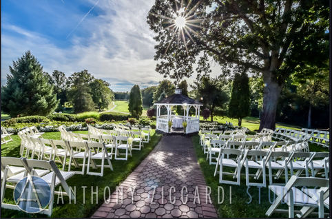 Knoll Country Club and Catering - 1