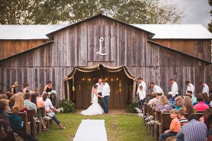 Acorn Lane Farm Wedding and Event Venue - 1