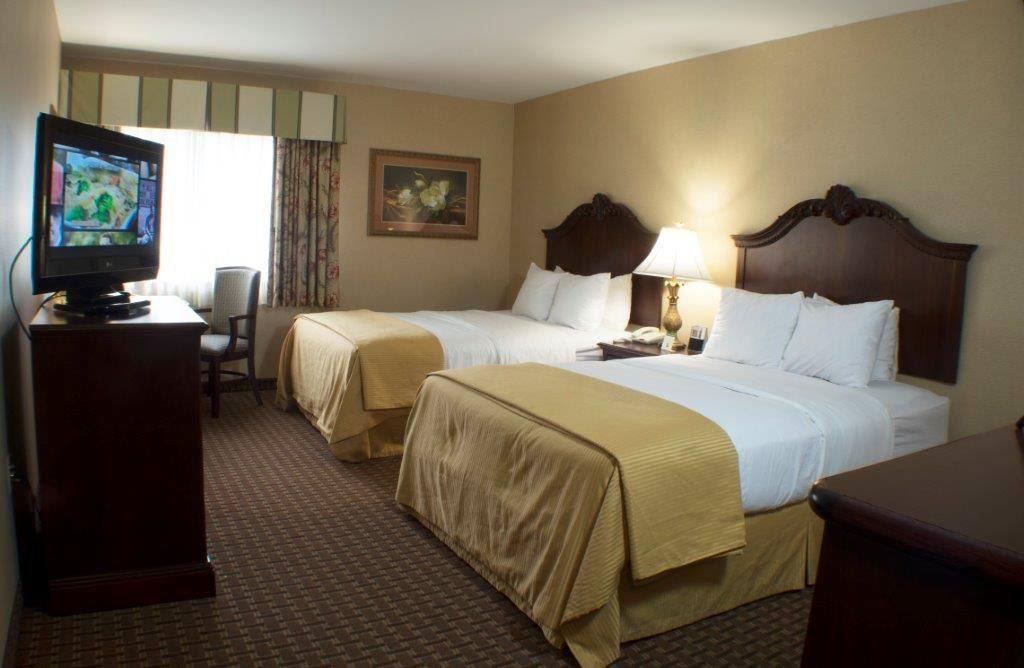 The Clarion Hotel - The Belle - 5