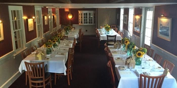 Sun Tavern Duxbury Restaurant - 3