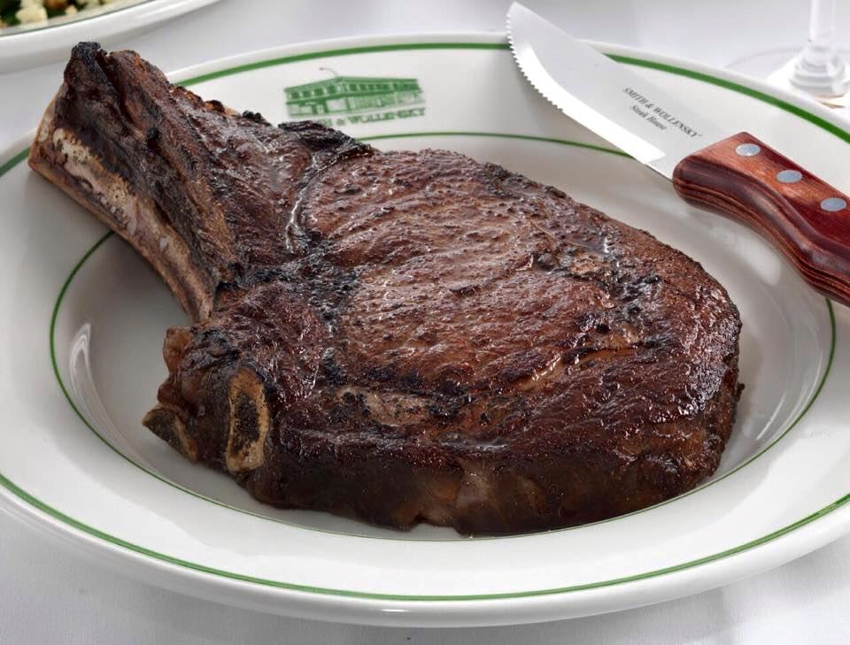 Smith and Wollensky Boston Castle - 4