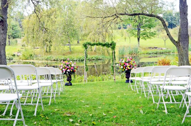 Inn at the Round Barn Farm - 5