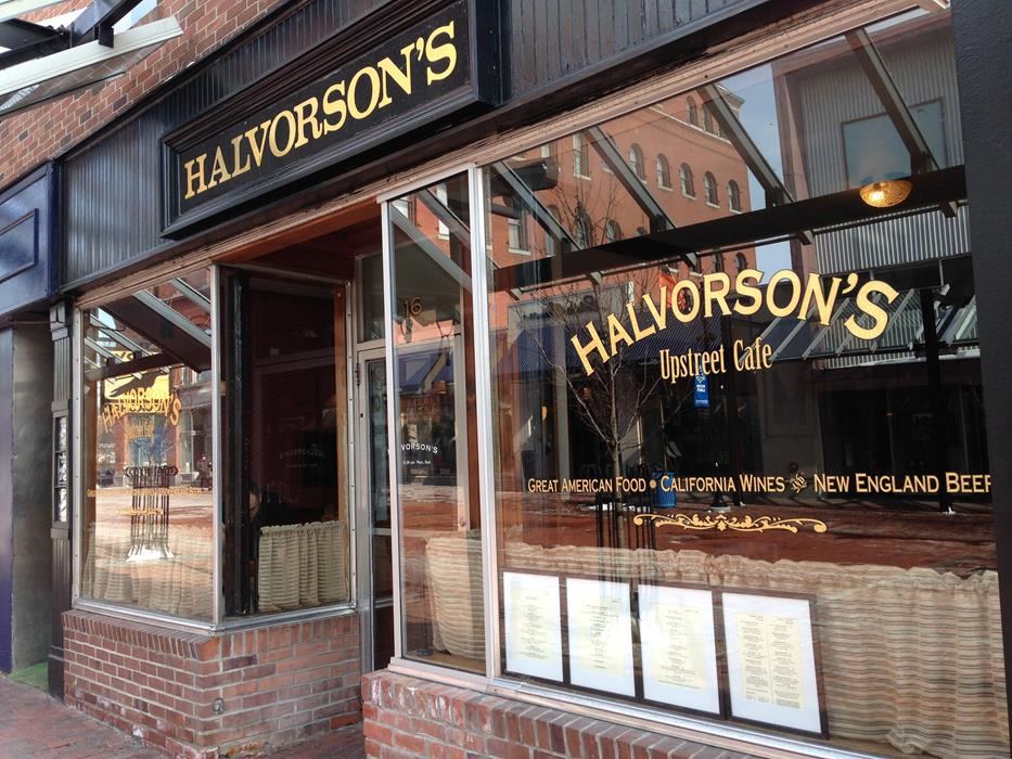 Halvorson's Upstreet Cafe - 4