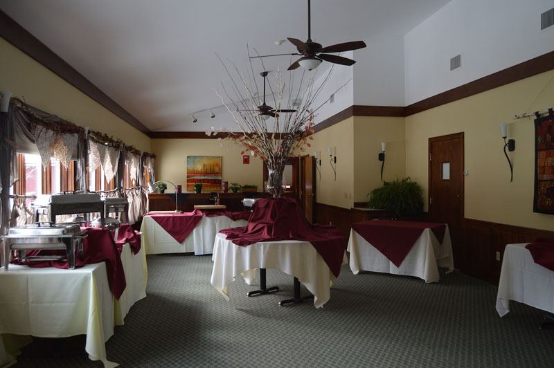 Three Stallion Inn - 4