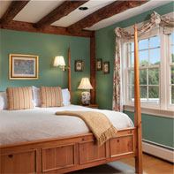 The Inn at the Round Barn Farm - 5