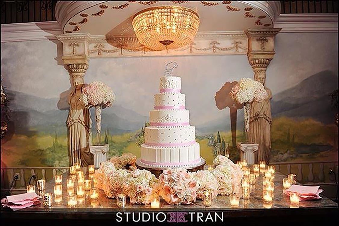 The Champagne Palace - 6